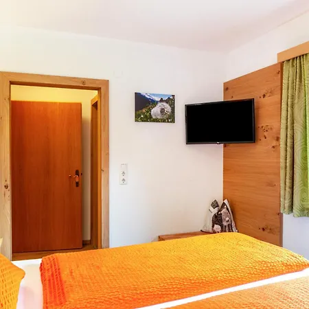Haus Alpenheim 3 Apartament Tux