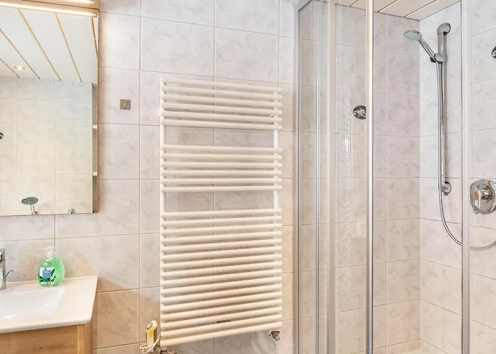 Haus Alpenheim 3 Apartamento *